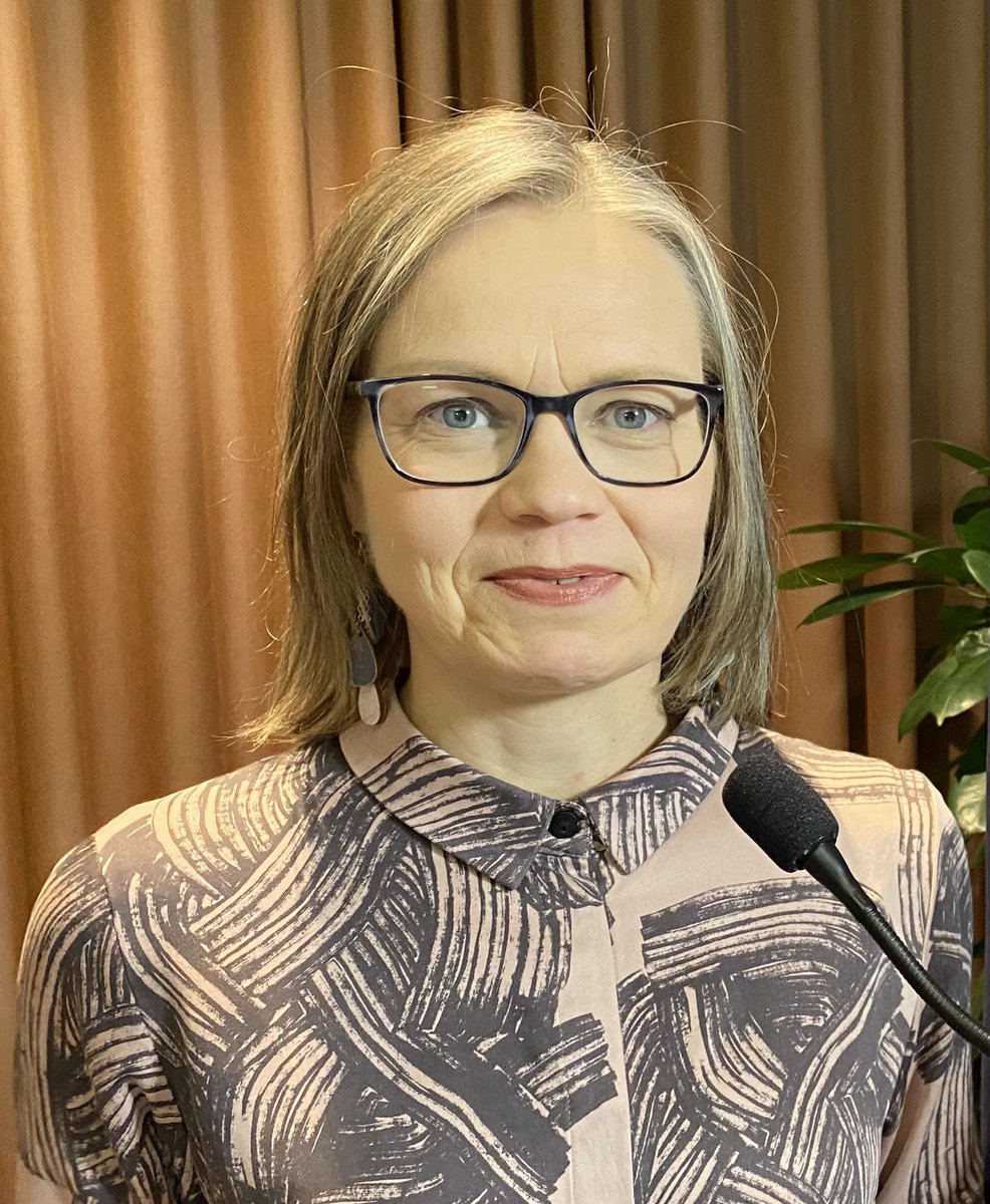 Kunnilla on suuri vastuu siitä, miten lähiluontoa vaalitaan, painotti kansanedustaja ⁦⁦<a href="/TiinaElo/">Tiina Elo</a>⁩ #AllergiaIhoJaAstmaliitto #luontoterveys webinaari.