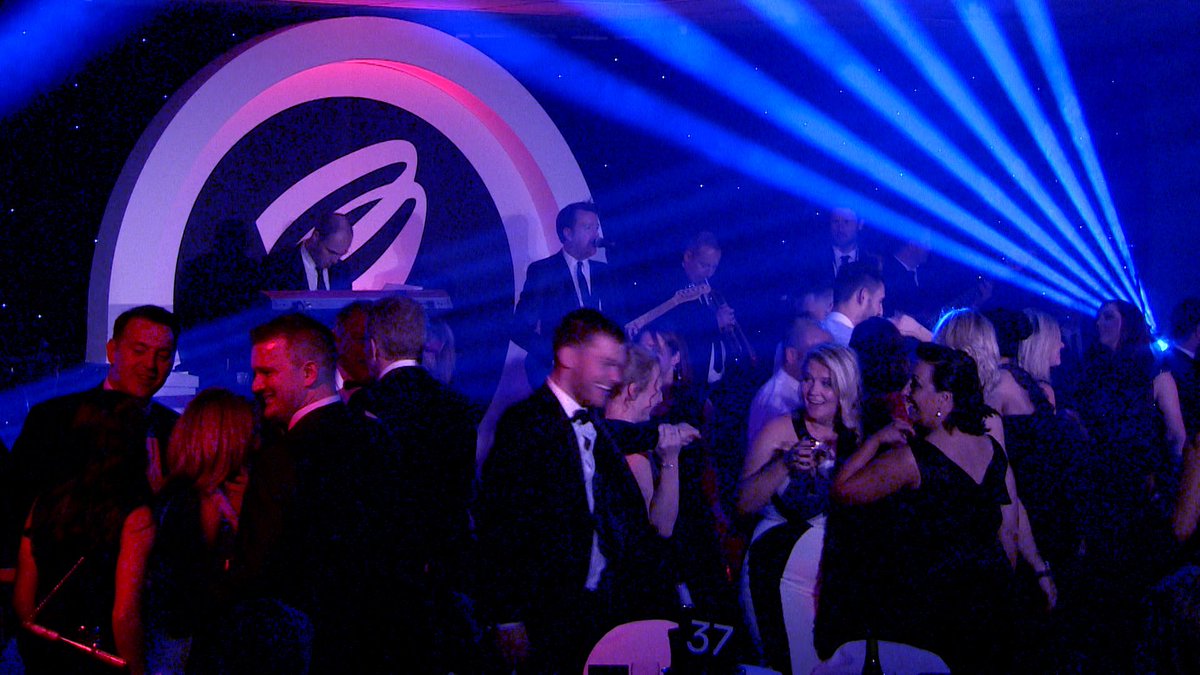 hipcatmusic's tweet photo. We are always happy to perform at events large or small.  This is one of those large ones!  But if you have a garden party, reception drinks, corporate event or wedding then get in touch to find out about our different line-ups.
#thehipcats
#jazzandswingbandhire
#weddingband https://t.co/4jDGiSxMtN