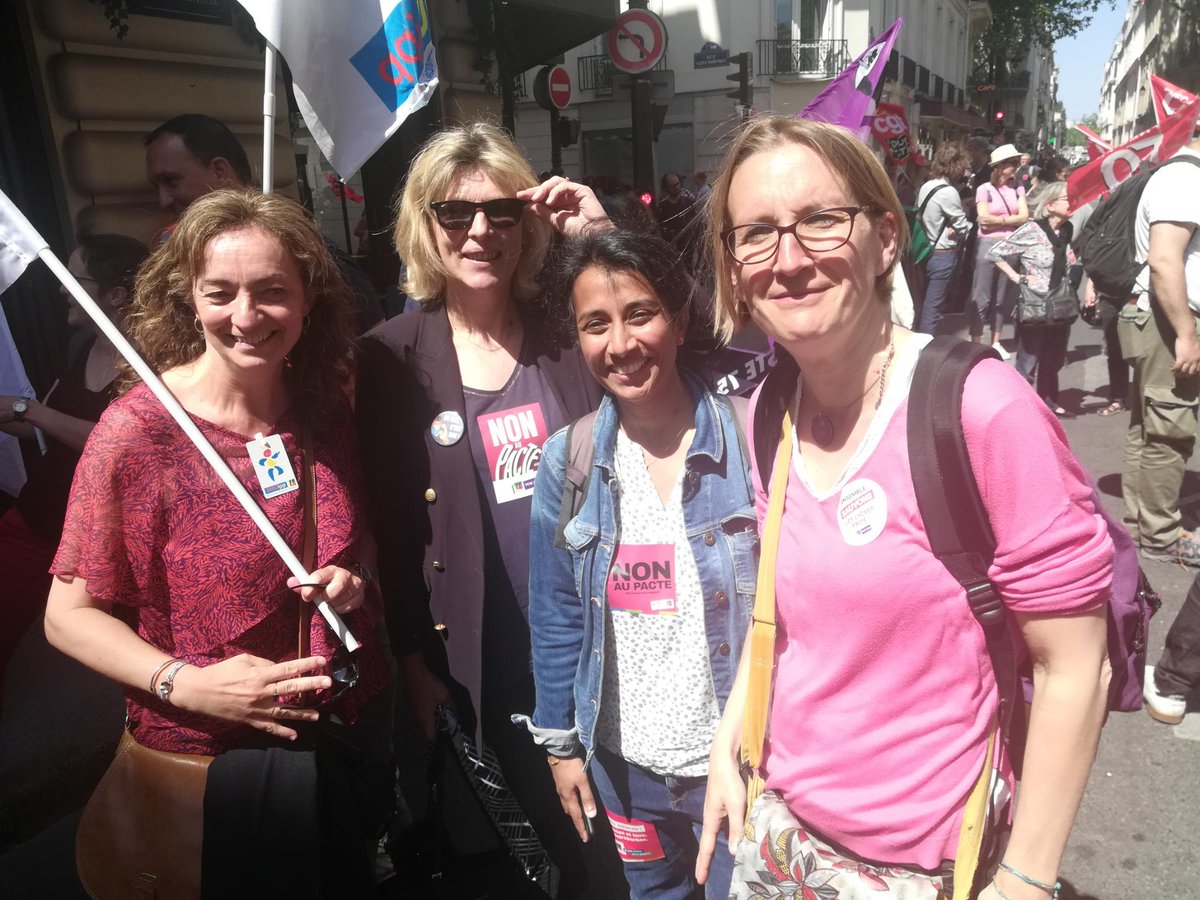 SVenetitay's tweet photo. Avec @guislainedavid @benech_coralie @GerardinSigrid engagées pour la défense de nos collègues.
"Nous avons évoqué les immenses besoins des enseignant-es en matière salariale (et l'#EchecEtPacte)" https://t.co/DGhTJsbLIl
