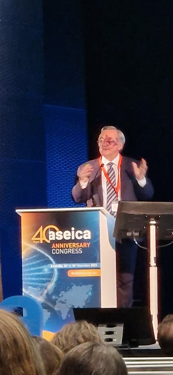 DoctoraAyuda's tweet photo. Enjoying the closing lecture of @ASEICAnews meeting with the great @BarbaDelCid, who will be in Storefjell on January for the @NbsOslo contact meeting, don't miss it! @CanCell_UiO https://t.co/P2fDZGYB6J