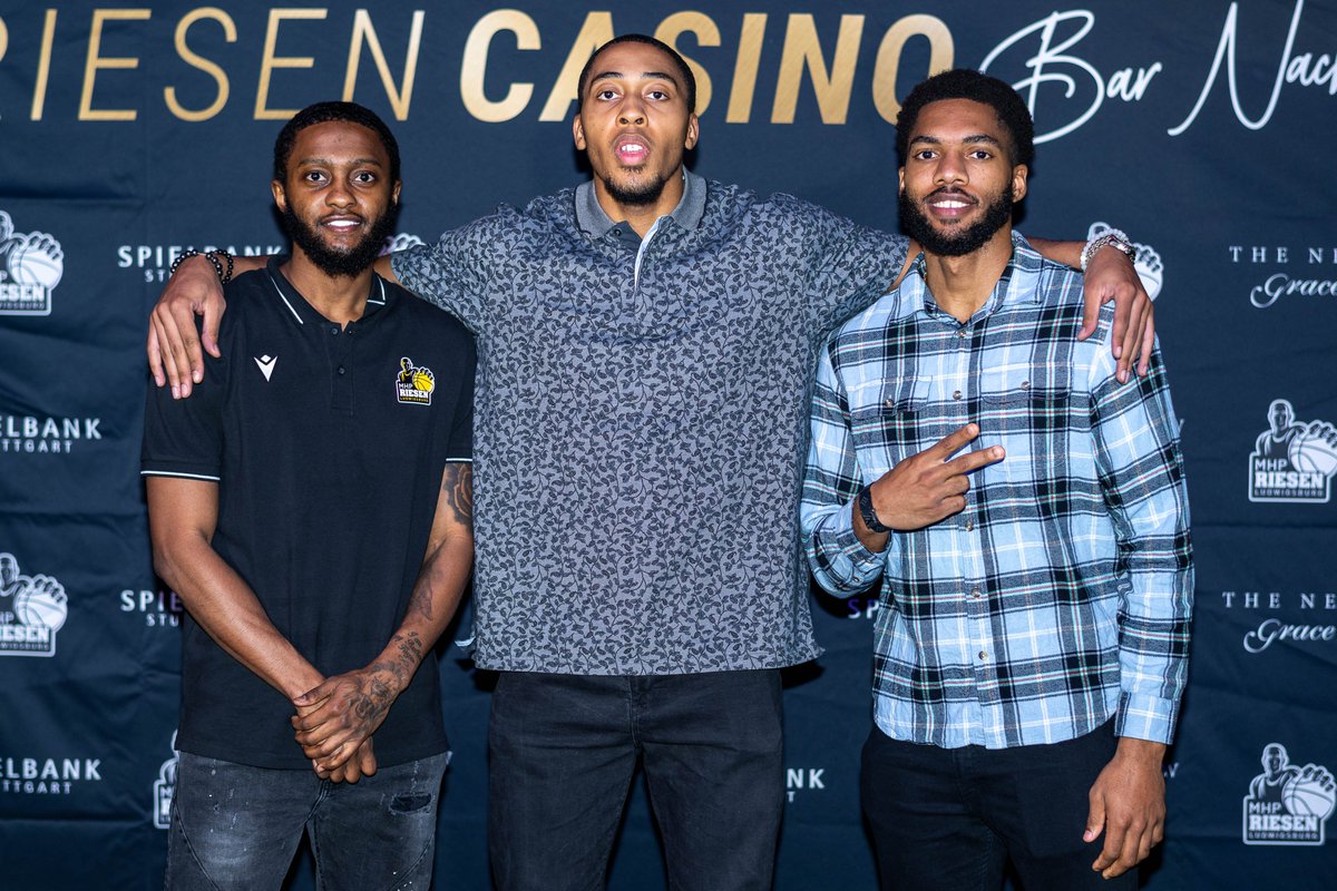 MHP_RIESEN's tweet photo. 𝐑𝐈𝐄𝐒𝐄𝐍 𝐂𝐚𝐬𝐢𝐧𝐨 𝐁𝐚𝐫 𝐍𝐚𝐜𝐡𝐭 @ Spielbank Stuttgart 💰🫡

@benvanderplas | @elijahchilds24 | @jaren_lewis | @Desure_Buie | @JayGravess23 | @dfryan00 | @CoachJoshKing | @David4McCray | @jbaehre1 | @SilusMelson. https://t.co/frPPaxyKWA