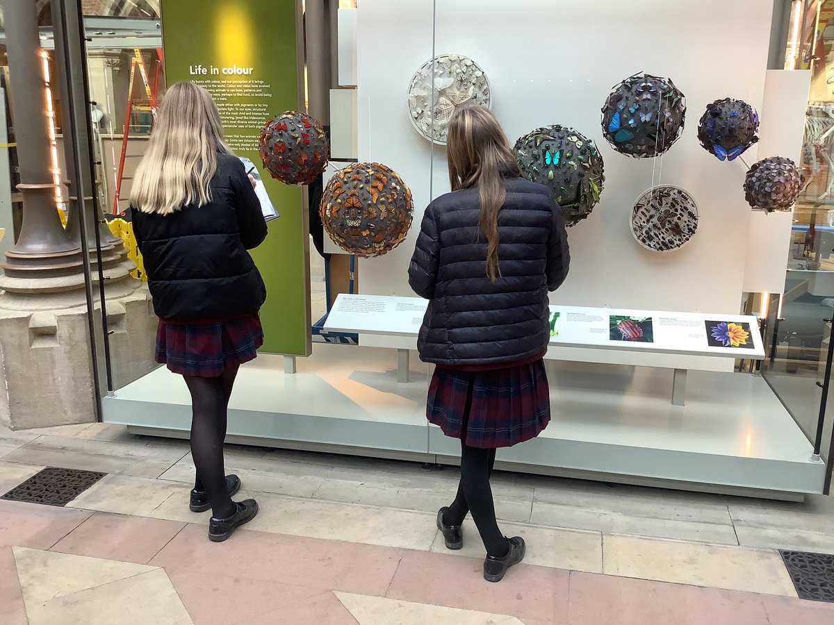 CryptArts's tweet photo. A fantastic trip to Oxford for our exam classes! So enriching! 
#CryptArtwork https://t.co/TjN7erwBhZ
