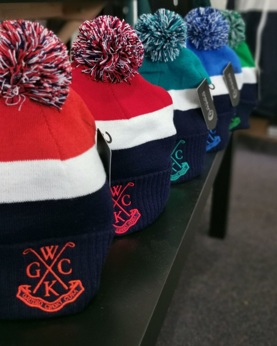 WestKilbridePro's tweet photo. 🔥 NEW DROP 🔥

Our incredibly popular @asbri_golf Club Crested Winter Beanies are back in stock.

5 super colours to choose from ☑️

#winterbeanies #restock #wintergolf #linksgolf #clubcrest #scottishgolf https://t.co/92lJ4OBI9P