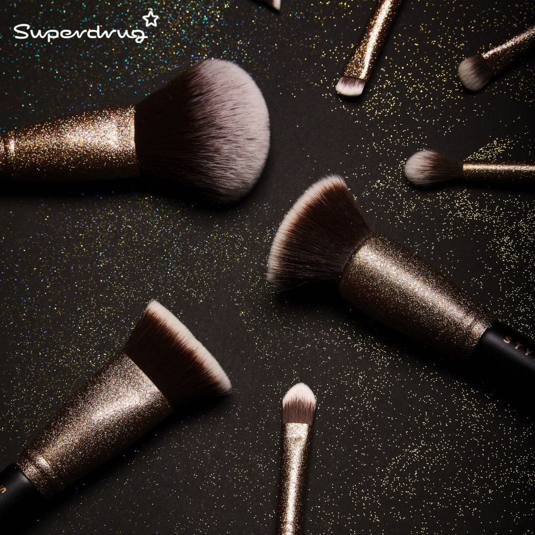 StylPro_UK's tweet image. There are only 15 sets of our Luxury Vegan Makeup Brushes left!⏰✨

Grab yours now for £10.99 here: rb.gy/8x17oc

#stylpro #superdrug #nearlygone #makeupbrushes #brushset