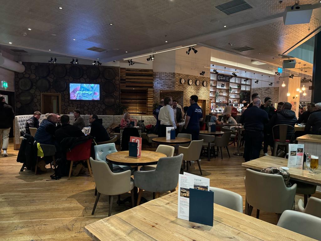 vennersys's tweet image. We had a fantastic time at @RW_Birmingham last night with some of our clients, the team at @EDGE_Creative and many other familiar faces.

Thank you to everyone who came!

#Drinks #NetworkingBusiness #BirminghamNetworking