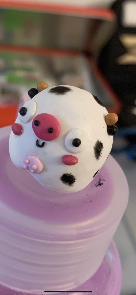 lletpantera_'s tweet photo. @NDMarts_ Soy Nadia y hago figuritas de arcilla!! Acepto encargos de todo tipo! 💖🌱 https://t.co/wEwxzIezWb