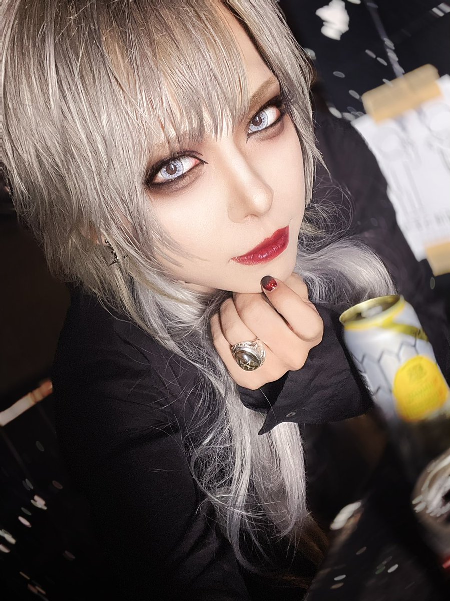 AryuOfficial_'s tweet image. とりあえずの写真

悪魔的だったよ

生きていた

俺もお前達も

#thedevilinside