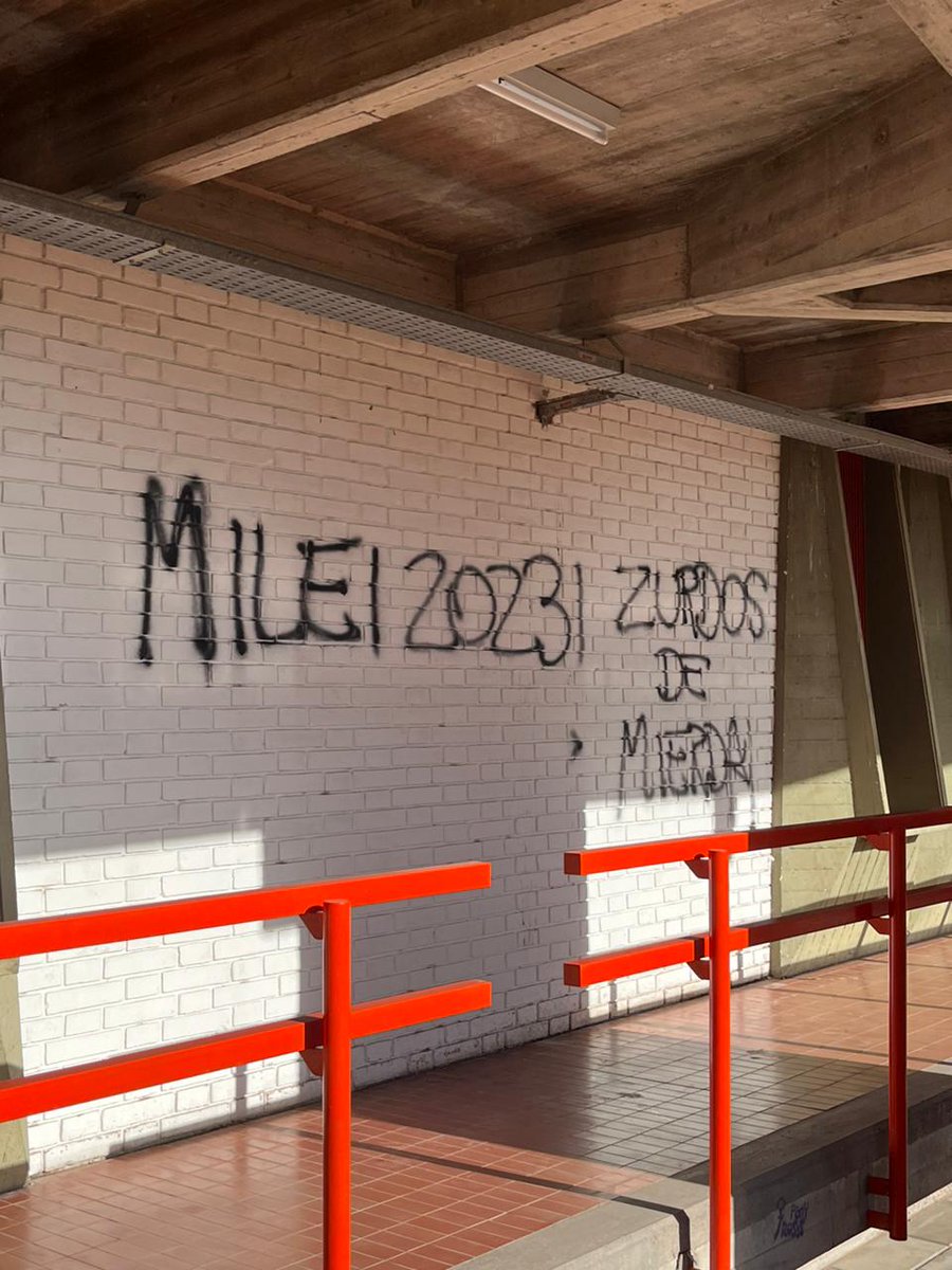 manuelita tweet media