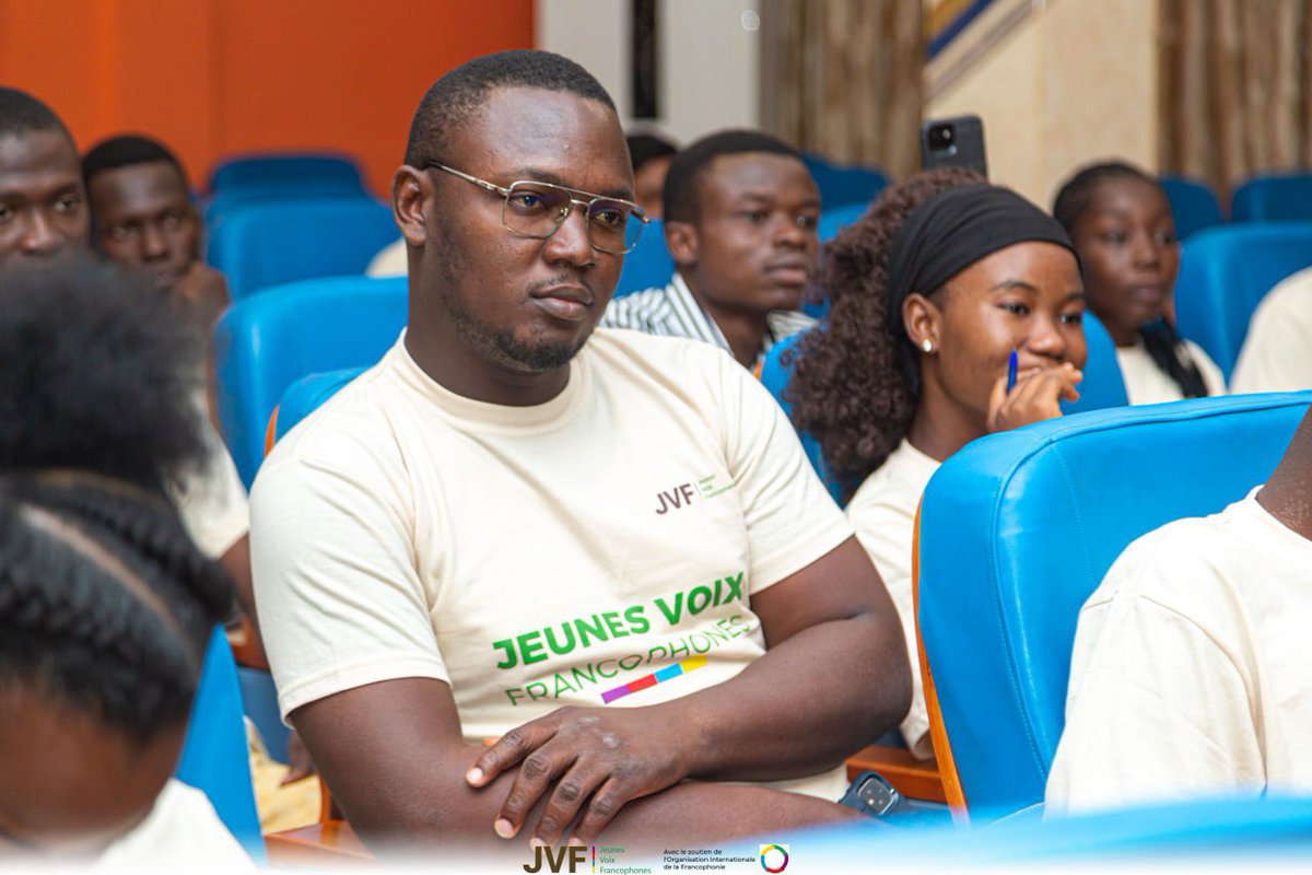 La journée se poursuit avec les restitutions de chaque pays. Restez avec nous !😉
.
.
.

#Jeunesvoixfrancophones #JVF #Ecolotrip #OIF #Apotheose