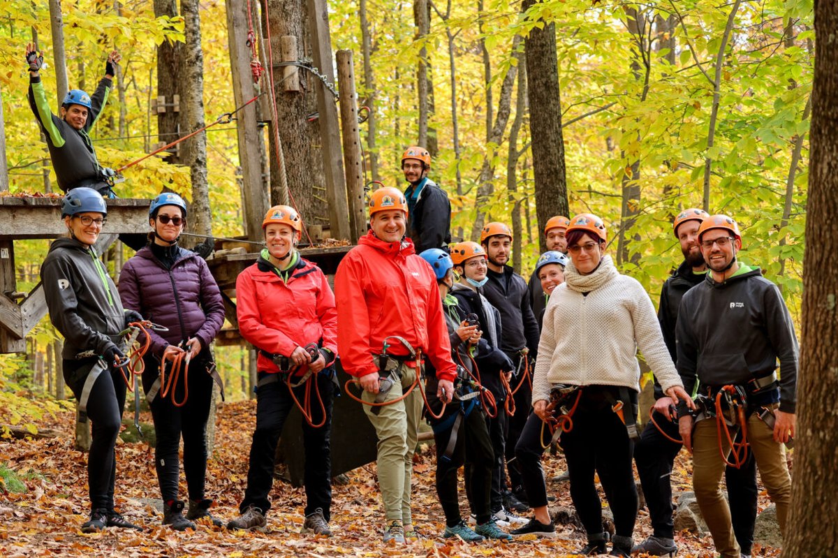 DialogInsight's tweet photo. 🌟 Beautiful moments between colleagues are precious! 🌟 
On October 19-20, our team gathered at Station touristique Duchesnay for a colorful stay. 🏞️ 🌈 

🙌 A big thank you to all the team members for making this stay so special! https://t.co/C48BhBSjnC