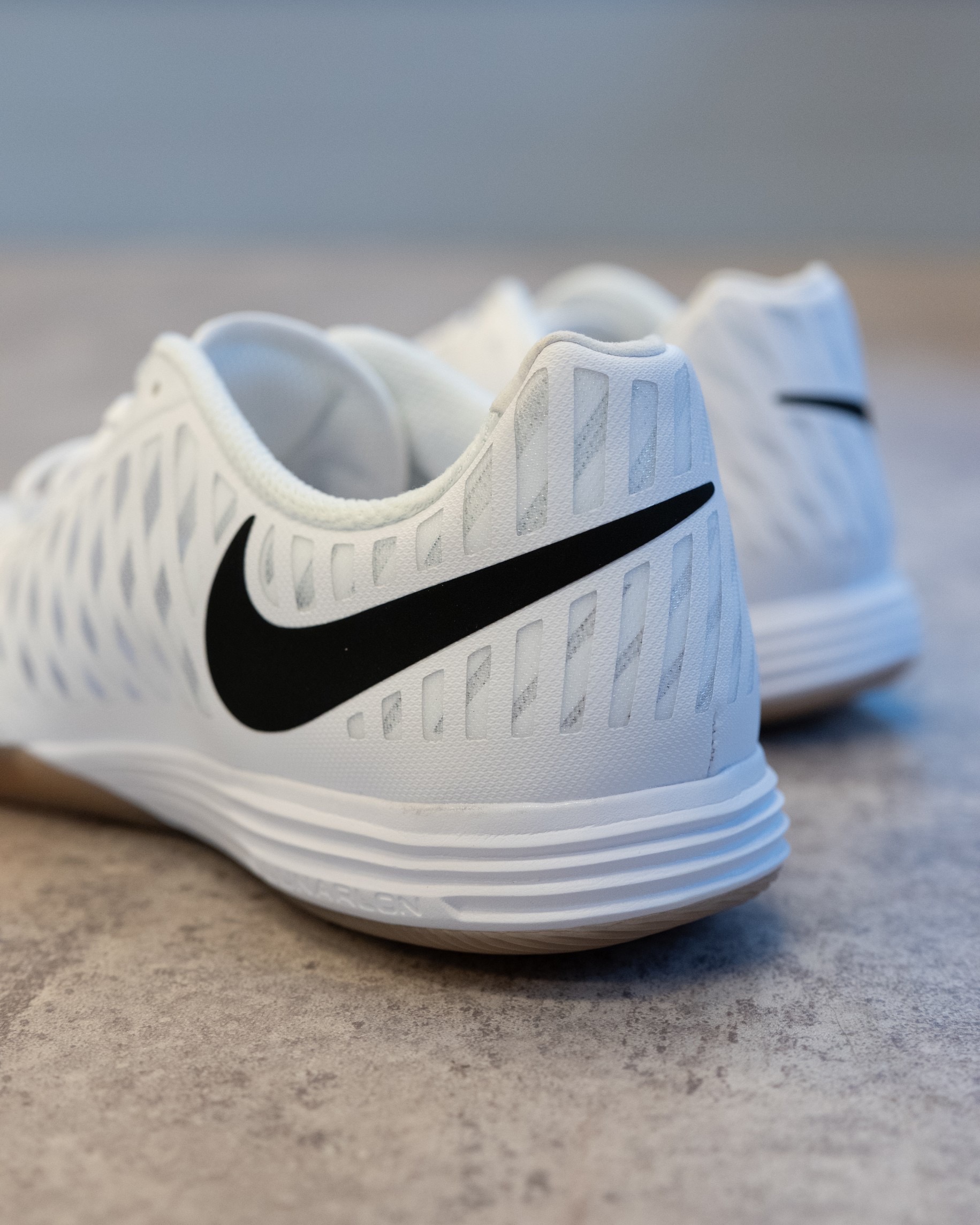 Nike ルナガト2 25.5cm ホワイト