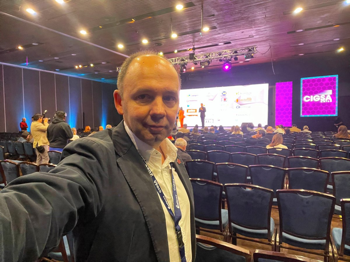 PabloAcerta's tweet photo. Listos para comenzar la tercera jornada de formaciones en #CIGSA Chile 2023
#Compartir
#Capacitación #Formación
#AFColegiados por el mundo 👇🏼👇🏼👇🏼 https://t.co/Gdcd9hWqG8