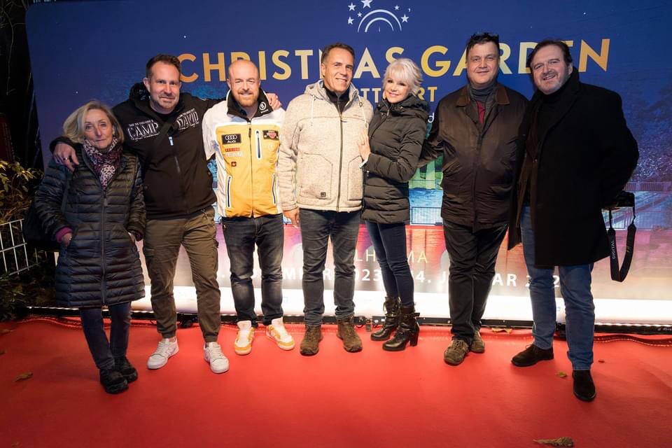 StuttgartInside's tweet photo. Christmas Garden Stuttgart - tolle Veranstaltung - super organisiert steckt wirklich eine Menge Fleiß und Herzblut drin, danke C2 Stuttgart für die Einladung, empfehlenswert ⭐️⭐️⭐️⭐️⭐️ #cristmasgardenstuttgart #c2stuttgart #orginic #kesselliebeweine #stuttgartinsideapp https://t.co/IwyskwGGfb