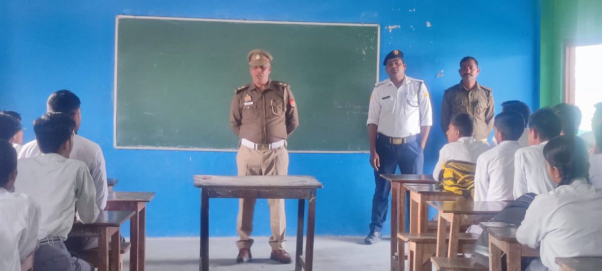 tpunnao's tweet image. पैट्रियाट इंटर कॉलेज उन्नाव में यातायात जागरूकता अभियान @Uppolice @uptrafficpolice @unnaopolice