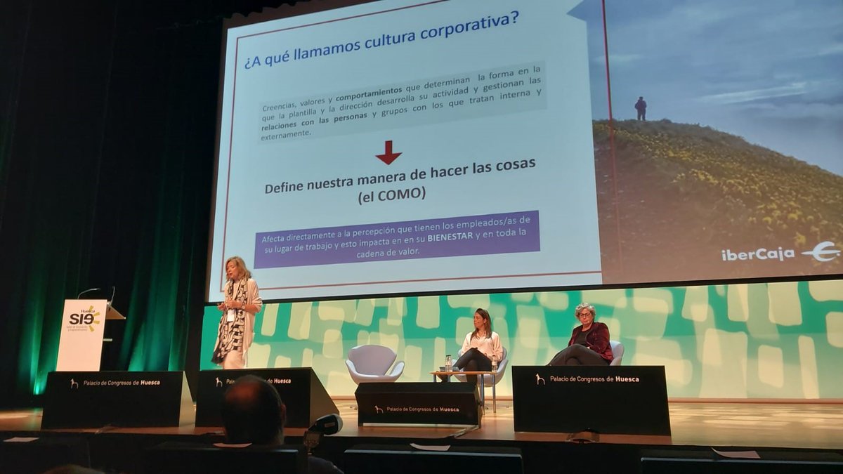 Las empresas tienen que ayudar a sus personas como una inversión que mejorará productividad y rentabilidad. Primera mesa redonda del <a href="/SIEHuesca/">SIE Huesca</a> #SIEHUESCA23 con Beatriz Crespo, Esther Burgués <a href="/ibercaja/">Ibercaja</a>  y Cristina Aranda
👇👇👇

eldiariodehuesca.com/economia/ayuda…