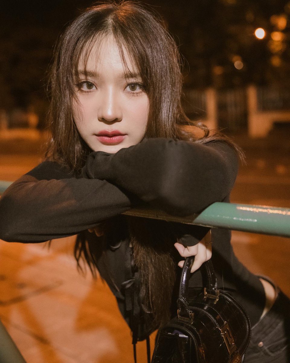 Janhae's tweet photo. 🐈‍⬛🖤 https://t.co/ZqLdJdzTYa