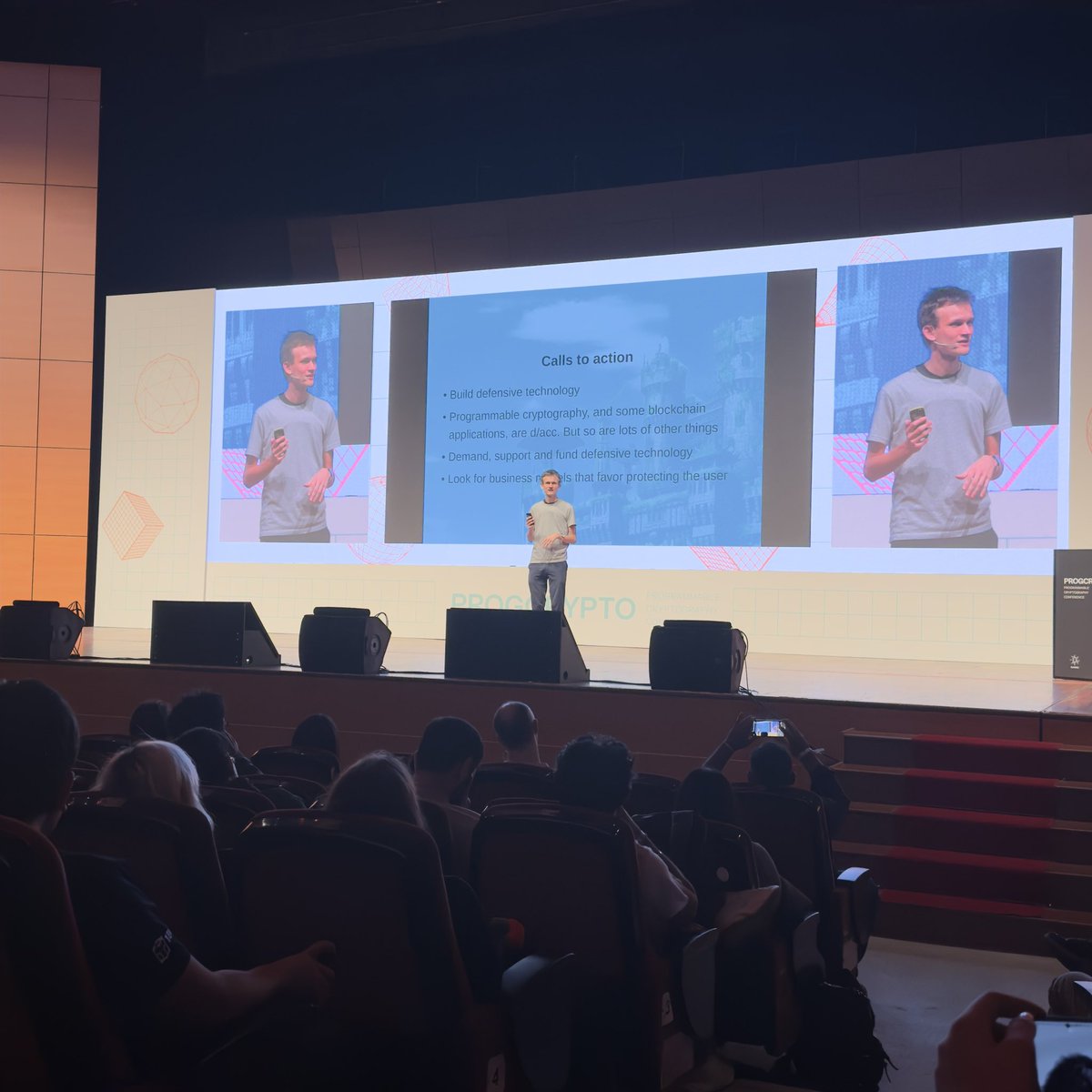 rootwarp's tweet image. direction matter. 
build defensive tech. 
#progcrypto
#DevconnectIST