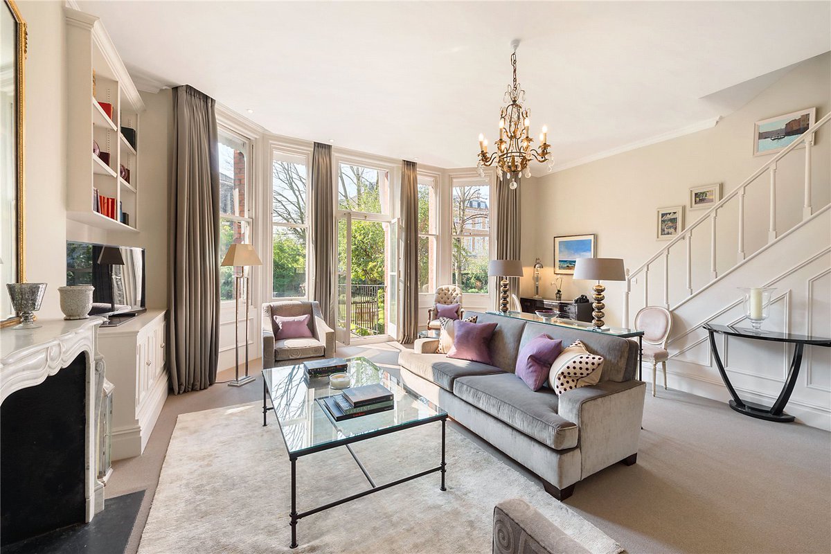 KayeandCarey's tweet photo. 💥ThrowbackThursday💥

SOLD: Cresswell Gardens, South Kensington, London, SW5 0BJ

Are you on the market and not yet sold? Let us help you get moving....

#Estateagent #Agent #Property #Home #Sold #besthouses #LondonProperty #FamilyHome #CresswellGardens #SouthKensington https://t.co/50b0y8C5ZT