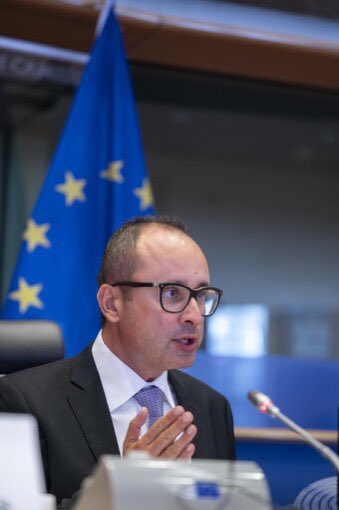 ITRE Chair @CristianBusoi at #EPE2023: 'The EU needs to build its strategic autonomy and energy independence if we are to meet our climate goals. It is crucial to balance our action in order to avoid creating new dependencies, especially in securing energy and supply chains'