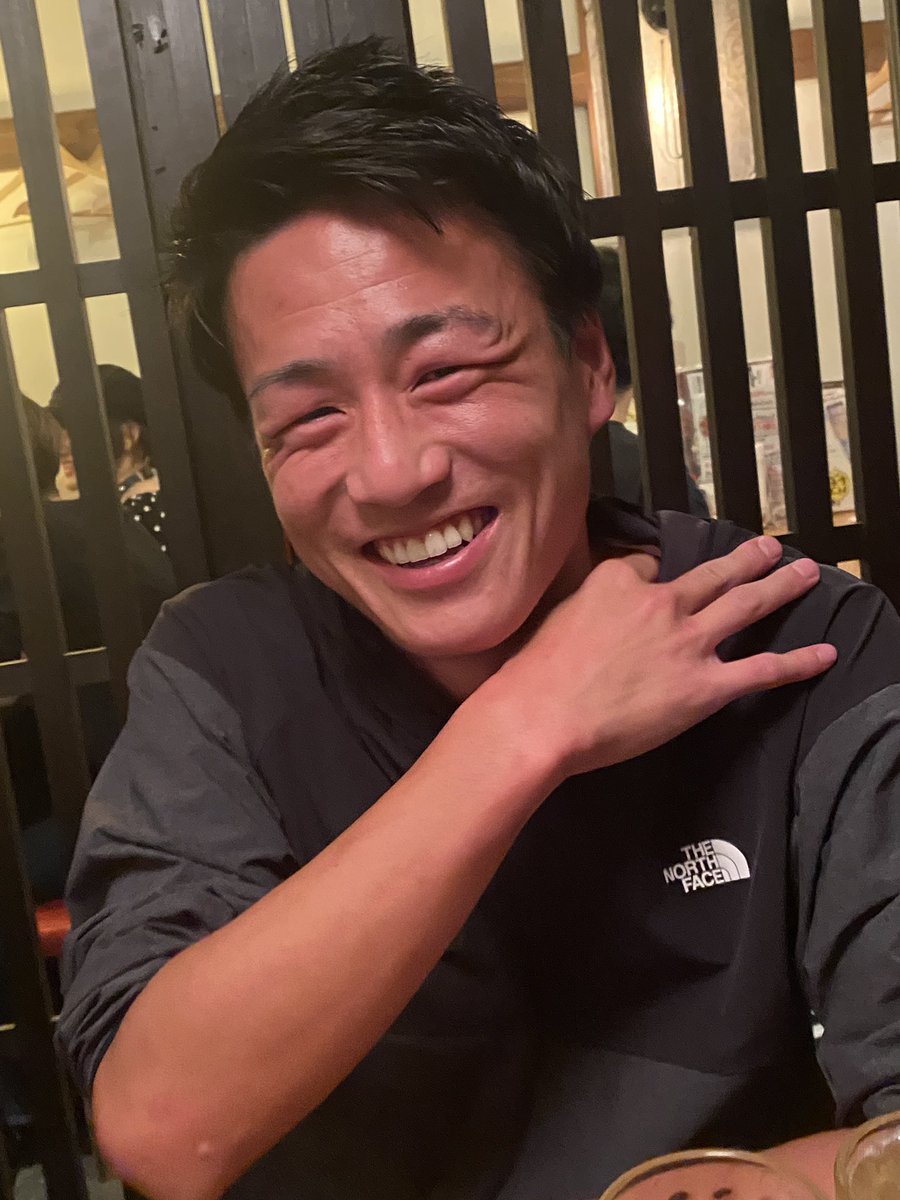 SserviceT's tweet photo. 今年も弊社コンサルタント近藤太が栃木県社会人サッカーリーグ１部⚽ベストイレブン受賞となりました。
おめでとうございます🎊
同じく弊社コンサルティングプランナー大柿匠は私だけが選ぶ⚽ベストイレブンに２年連続受賞しました。 https://t.co/ax2NLHvsCQ