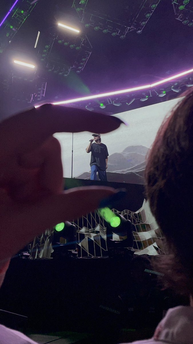 ani ⭐️ is going to joji tweet media