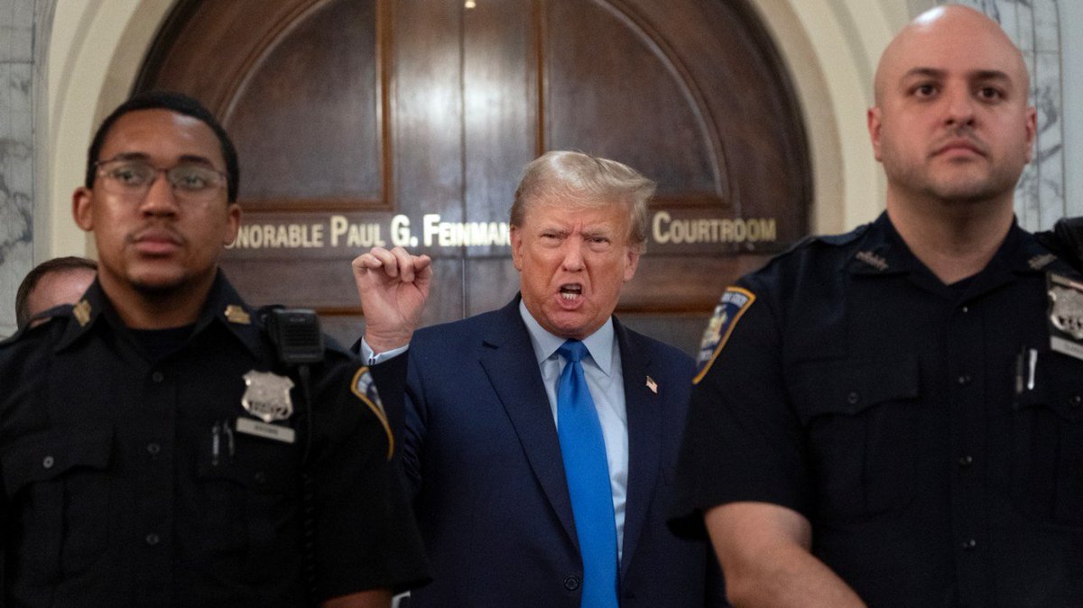 Former President Trump signals he's out for revenge in second term. He told supporters that he would direct the Justice Department to investigate 'every Marxist prosecutor in America.' trib.al/1TzBcDK