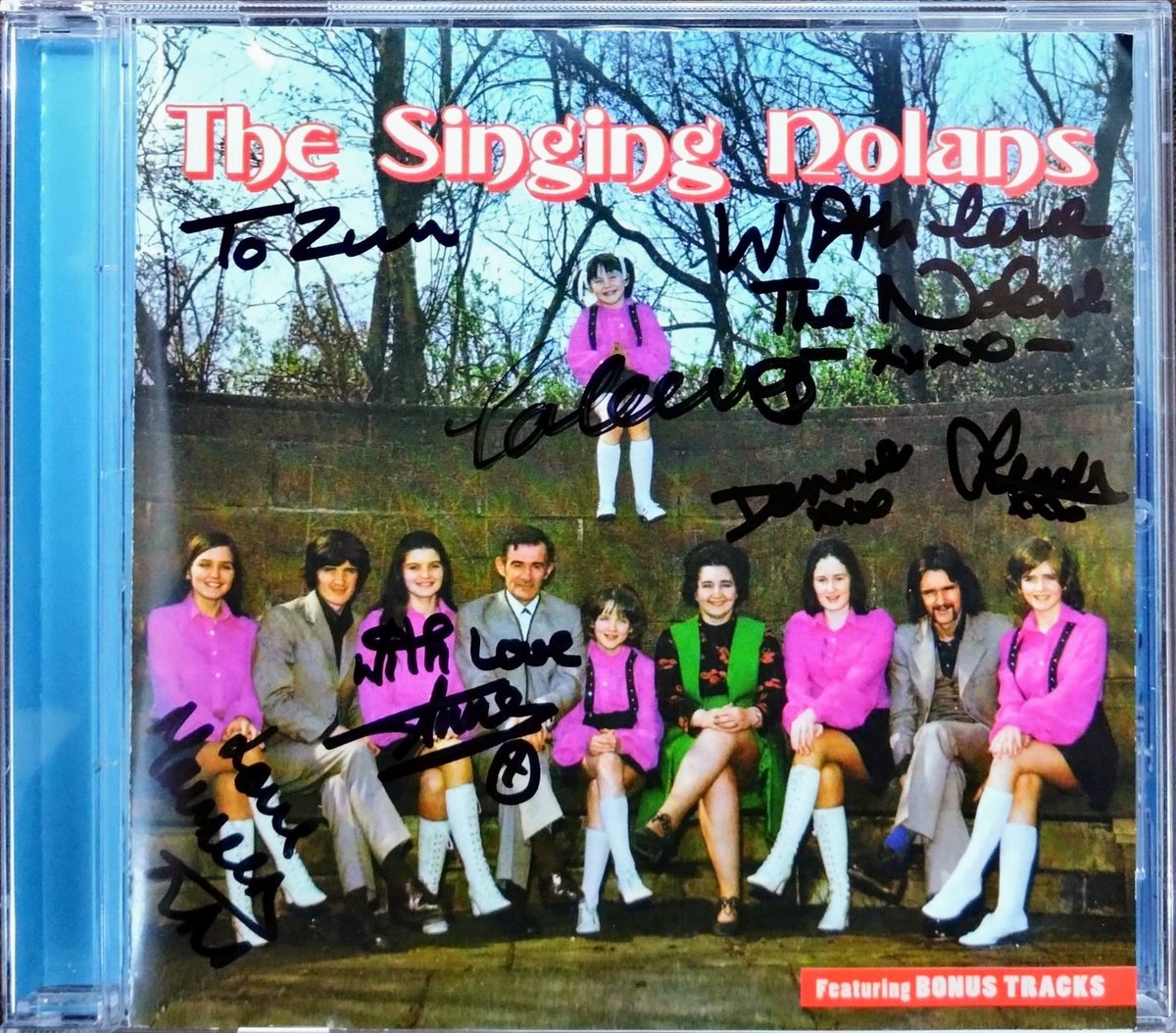 The second of 700 pieces arrived from the UK. It is marked with my nickname 'ZUN'. Thanks to #Nolans, Adam, Lee and @stagedoorlondon for helping me. イギリスから到着!!　 700分の2枚目は ＃ノーランズ サイン入りです。僕のニックネームも書いてある。ご協力頂いた皆さんに感謝致します。