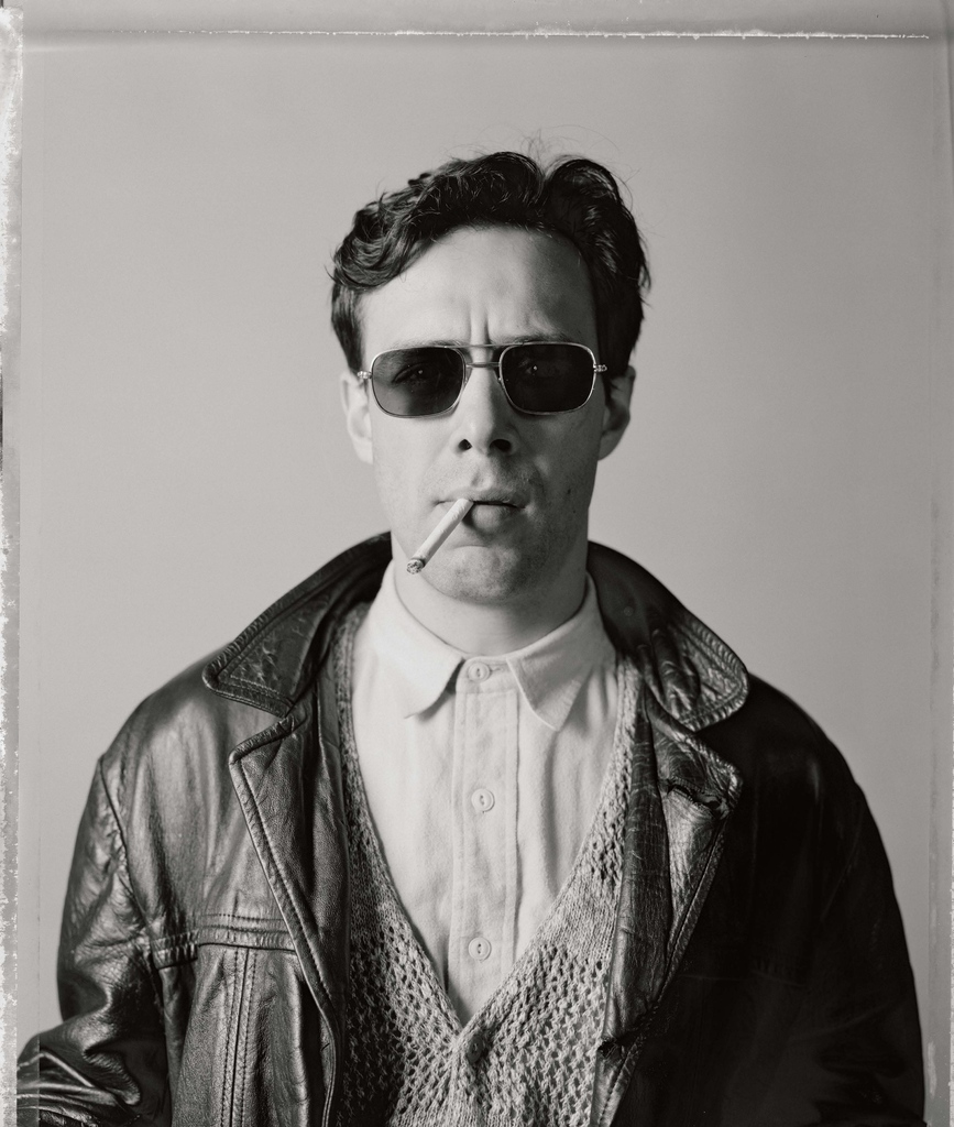 PulpoGallery's tweet photo. TOM WARREN
COLIN DE LAND, 1984 (2021)
Digital BXW Fiber Print
Framed
20 x 16 in
50,6 x 40,5 cm
Edition of 5 plus 1 AP
To enquire about this work, click https://t.co/XhnVZOIUtJ.
#tomwarren #pulpogallery #photography #colindeland #newyork #1980s https://t.co/7dNbPumJ5E