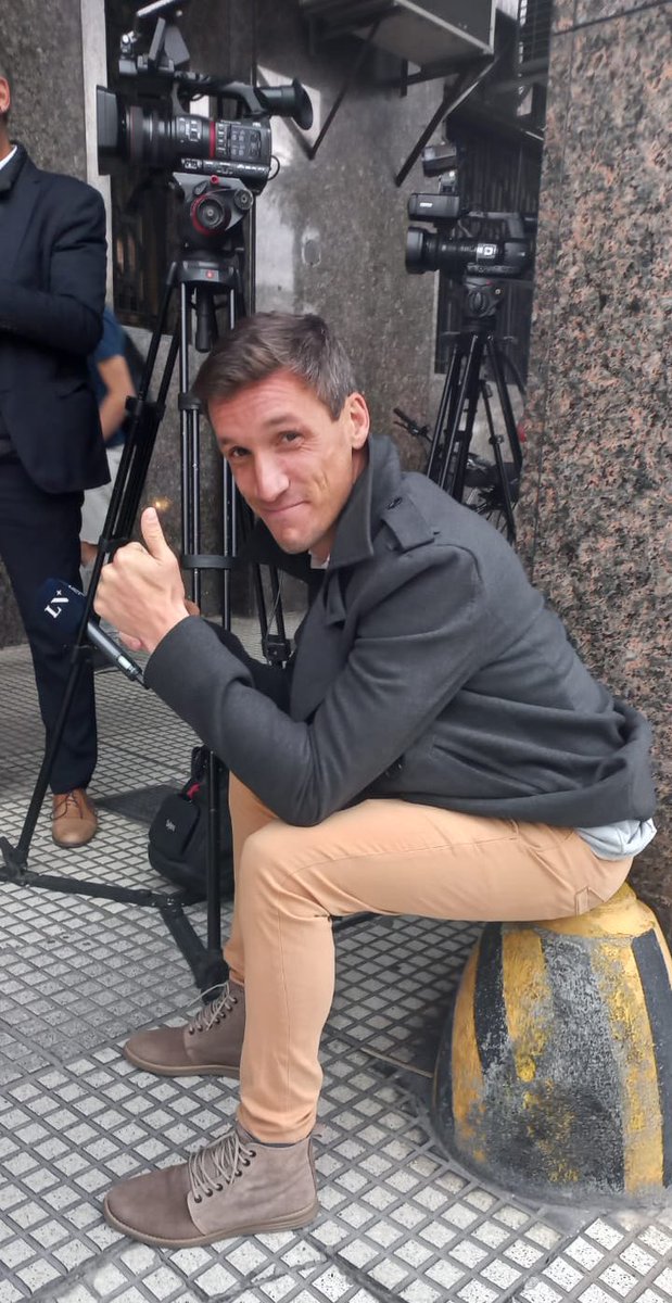 pcorsoheduan's tweet photo. De guardias callejeras y otras yerbas. https://t.co/1t6fuyGSRR