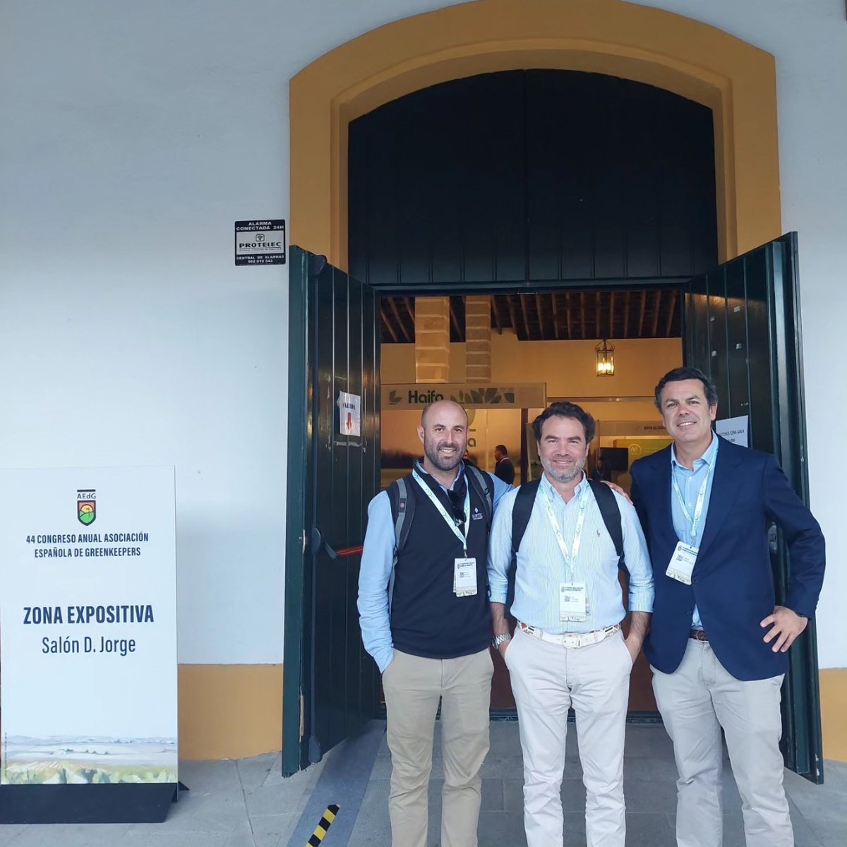 surtec_agronomy's tweet photo. @aegreenkeepers | 44 congreso
🇪🇦 Un año más, presentes en el congreso de nuestra industria en esta edición tan especial.
🇬🇧 Once again, we are supporting the spanish golf industry show in this very special edition.
#golfagronomy
#golfengineering https://t.co/doQKYk0pRk
