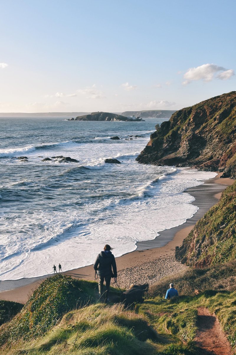 FinestStays's tweet photo. What's on in South Devon this Winter?! We've curated our own anthology of top local tips, so if you want to escape the crowds and explore south Devon's beautiful landscape this Winter, here's what's on: 

https://t.co/eCdTY4oDKm

📸 by the_running_photographer (Instagram) https://t.co/3q1uFDIpYz