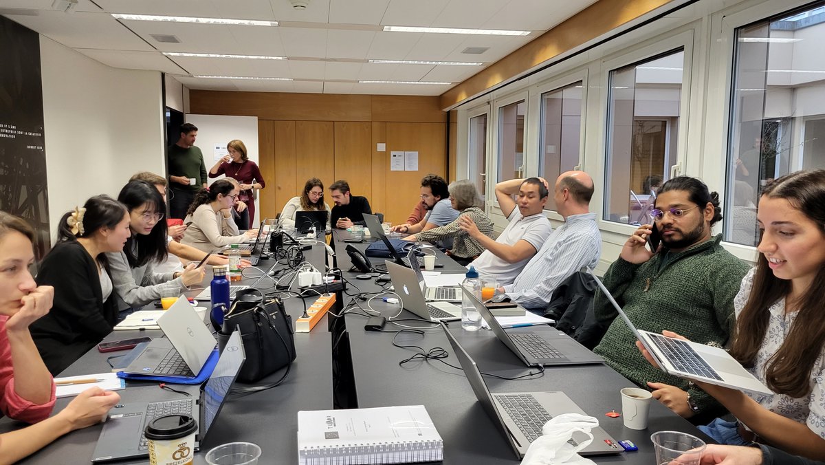 Tumor-LN-oC (@tumor_ln_oc) on Twitter photo 🔬At last week's M30 consortium meeting, partners presented progress in R+D activities & jointly solved challenges for the #integration of all modules, such as #MIP, #microoptics and #microfluidics into the final #OoC platform.
🇨🇭Thanks <a href="/AlpesLasers/">Alpes Lasers 🇨🇭</a> for hosting us in Neuchatel! 🔬At last week's M30 consortium meeting, partners presented progress in R+D activities & jointly solved challenges for the #integration of all modules, such as #MIP, #microoptics and #microfluidics into the final #OoC platform.
🇨🇭Thanks <a href="/AlpesLasers/">Alpes Lasers 🇨🇭</a> for hosting us in Neuchatel!