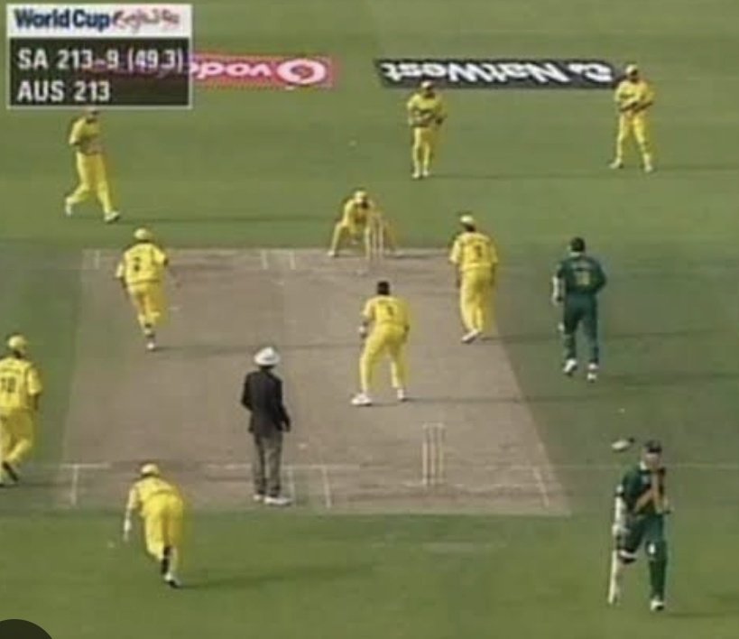 JandanRizwan's tweet photo. Not again 
#SAvsAUS #CWC23semifinal https://t.co/KFIQnCvwbd