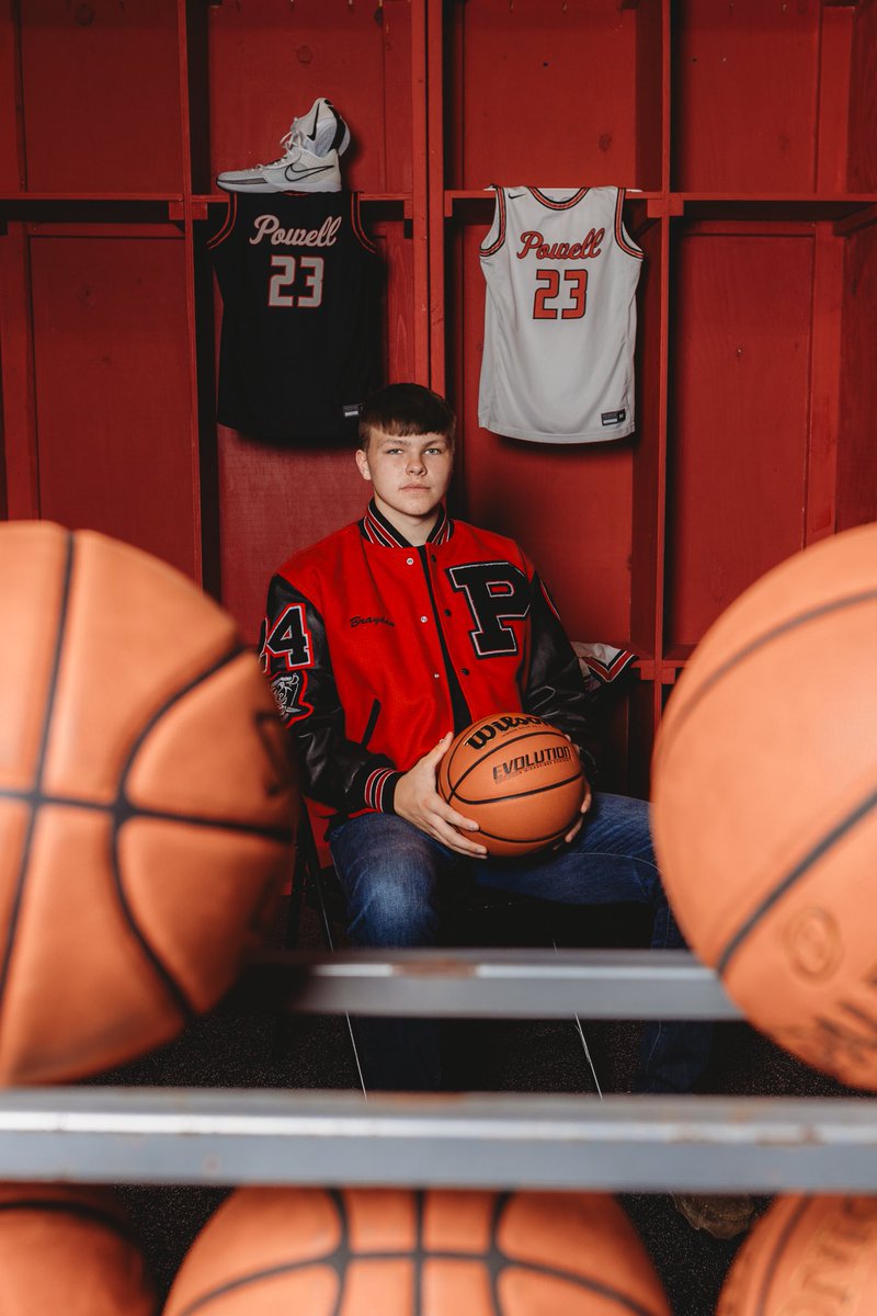 BBurg1981's tweet photo. Happy Birthday @brayden2305 
Brayden Brandenburg 
#senioryear https://t.co/JSkLLCpoX1