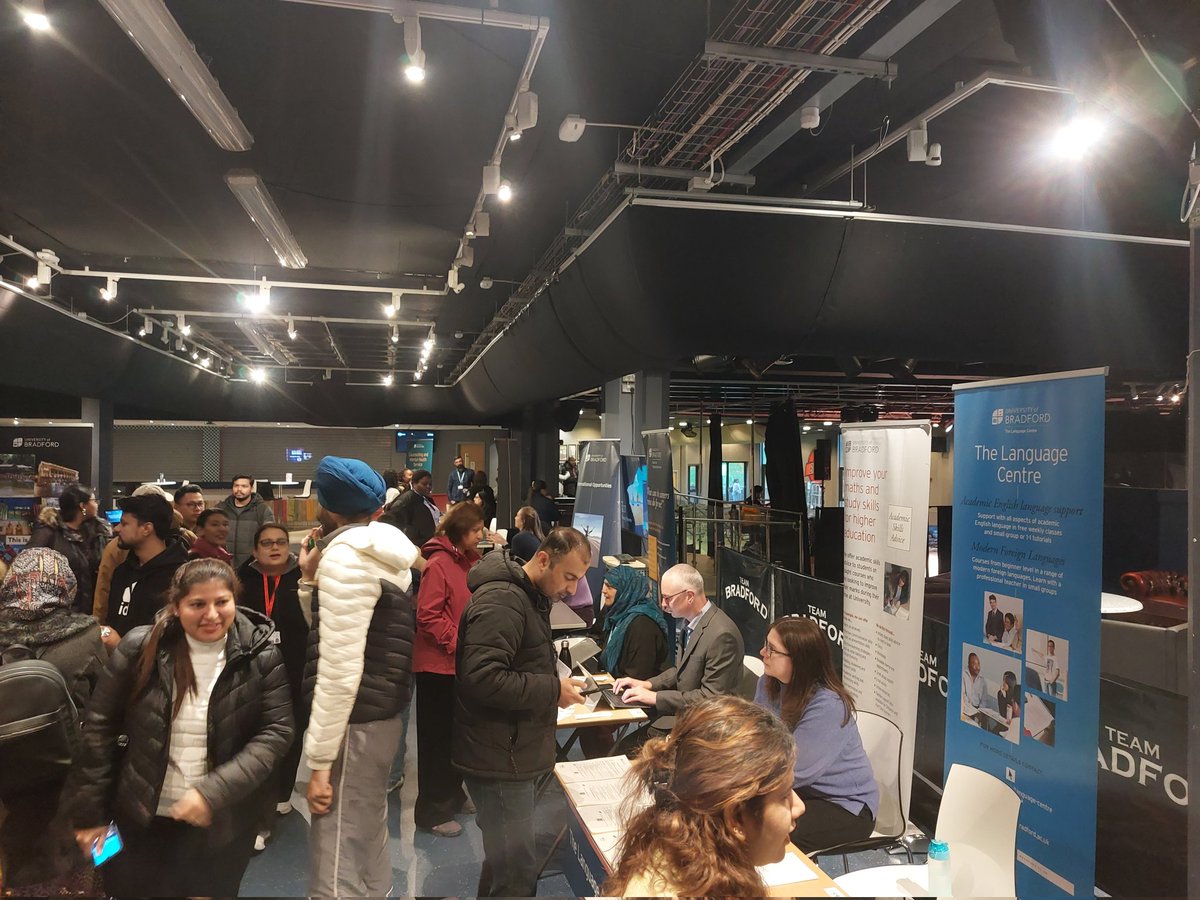vweerakk's tweet photo. Our 2023 International Student Networking Forum and Social afternoon is well underway @UniofBradford. Looking forward to some fantastic cultural presentations in later @BradfordUniSU @RachelSammut2 https://t.co/nWeG3y7n2F