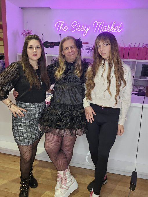 I made a new beautifull friend today ❤️ https://t.co/wCc53mt3VB