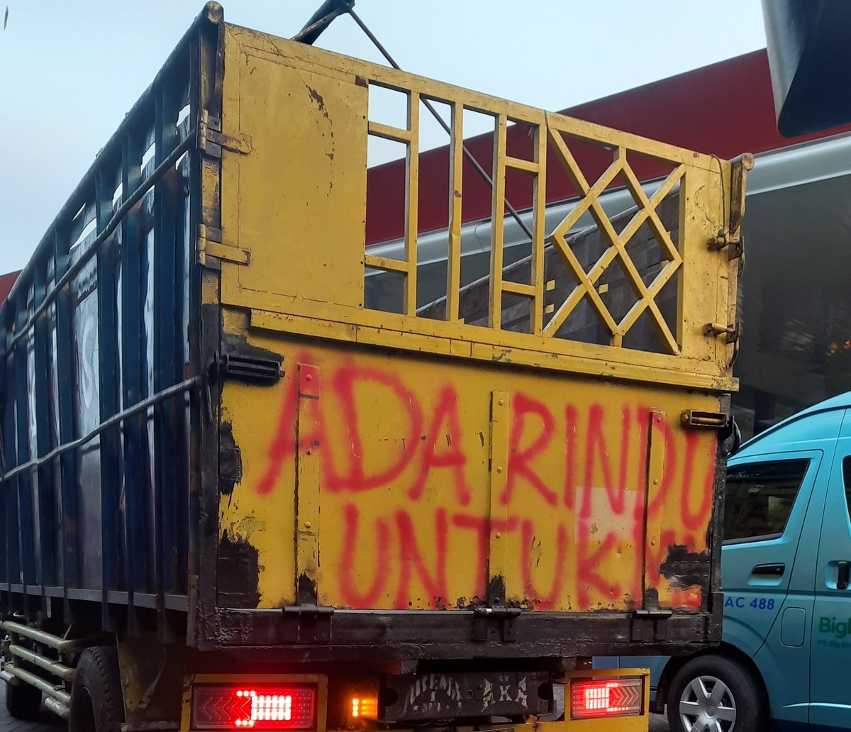 otakotor™ tweet media