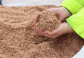 There's another chance for Wandsworth residents to collect free grit on Saturday! Up to 50kg can be picked up free of charge from the council depot in Dormay Street to keep their footpaths + those belonging to vulnerable neighbours free of ice this winter wandsworth.gov.uk/news/news-nove…
