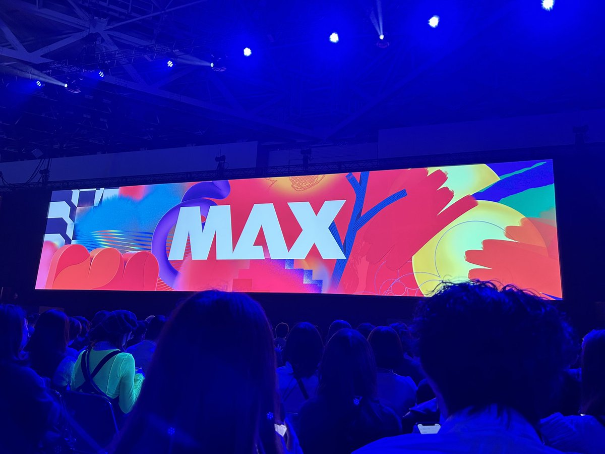 a__yoshida's tweet photo. Adobe MAXたのしかった〜！
#AdobeMAX https://t.co/ihoINv6EL8