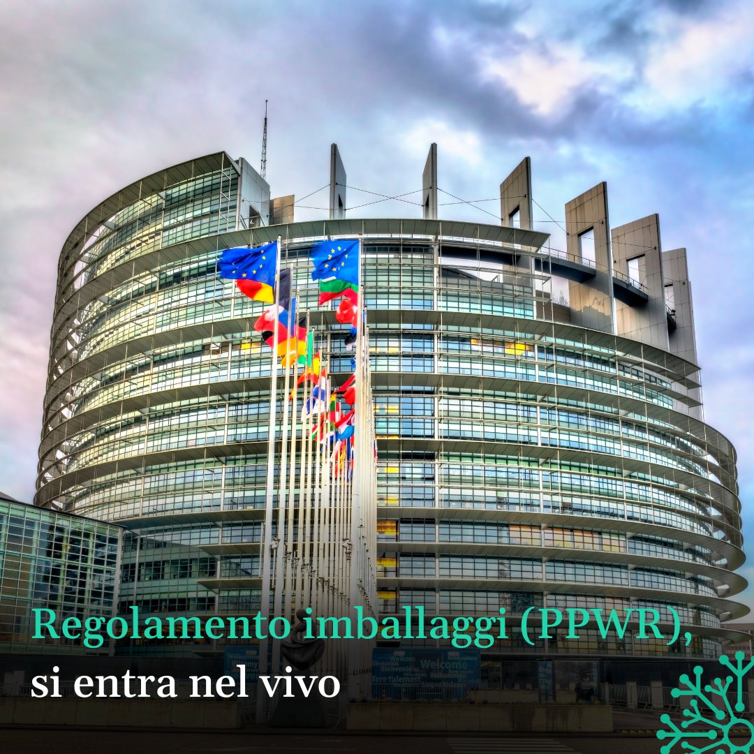 EcoCircolareCom's tweet photo. 📄Ad un anno dalla pubblicazione, l'iter della proposta di Regolamento sugli #imballaggi e #rifiuti da imballaggio (PPWR – Packaging and Packaging Waste Regulation) entra ora nella fase più calda. Vi raccontiamo i prossimi passi.
 
https://t.co/geJXzGHemZ https://t.co/uUPgvr4HP5