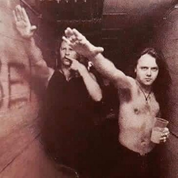 paranoididol's tweet photo. @MetalHammer Yeah, imagine if Metallica ever did something similar.... Oh, wait. https://t.co/pQXyNeNO08