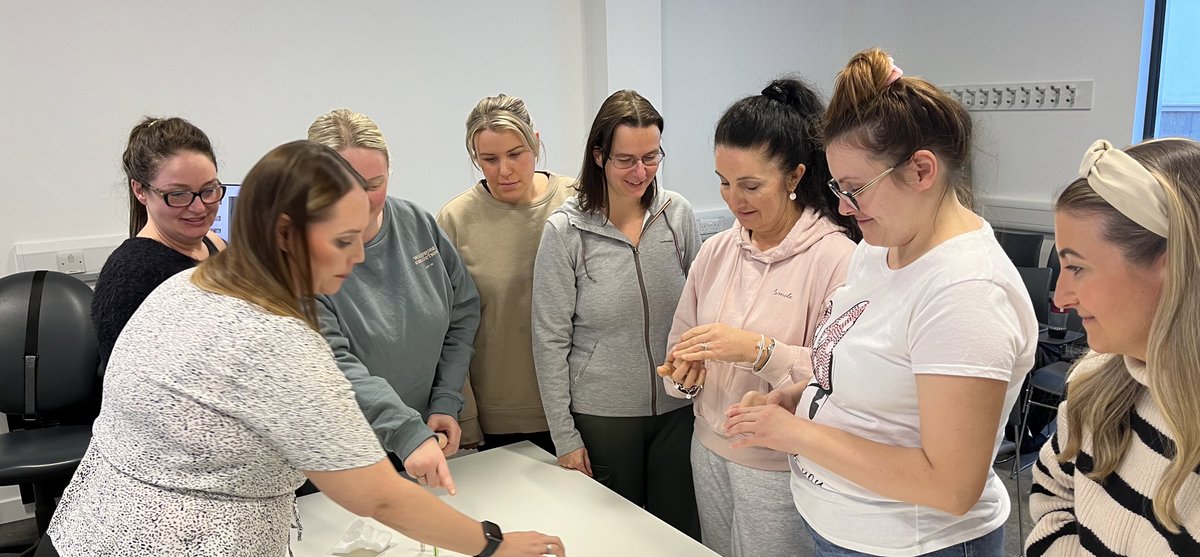 ashmacafu's tweet image. #AdvancingPractice2023
I am an Advanced Neonatal Nurse Practitioner in NICU RHC, today I had the pleasure of doing some teaching the nursery nurses and HCA.