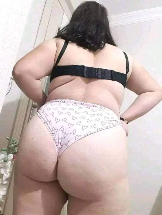big_gand_bottom's tweet photo. Guys dad k ek friend ne mujhy mom ki ye photo bheji he is ka kya matlab he. Sab comments mein btao. #bundal_behn #incest_lover #incestfantasy https://t.co/ncpebQEL0u