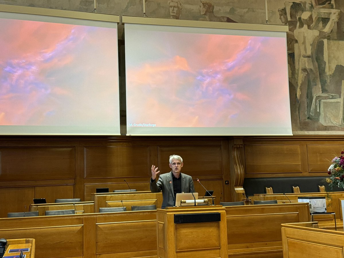 BalzanPrize (@balzanprize) on Twitter photo Falcke: “For 100 years black holes seemed first mathematical curiosities and then tantalizing science fiction. In the next decades we will thoroughly understand how black holes generate energy, how they form jets and how they radiate.” #BalzanPrize <a href="/Radboud_Uni/">Radboud University</a> Falcke: “For 100 years black holes seemed first mathematical curiosities and then tantalizing science fiction. In the next decades we will thoroughly understand how black holes generate energy, how they form jets and how they radiate.” #BalzanPrize <a href="/Radboud_Uni/">Radboud University</a>