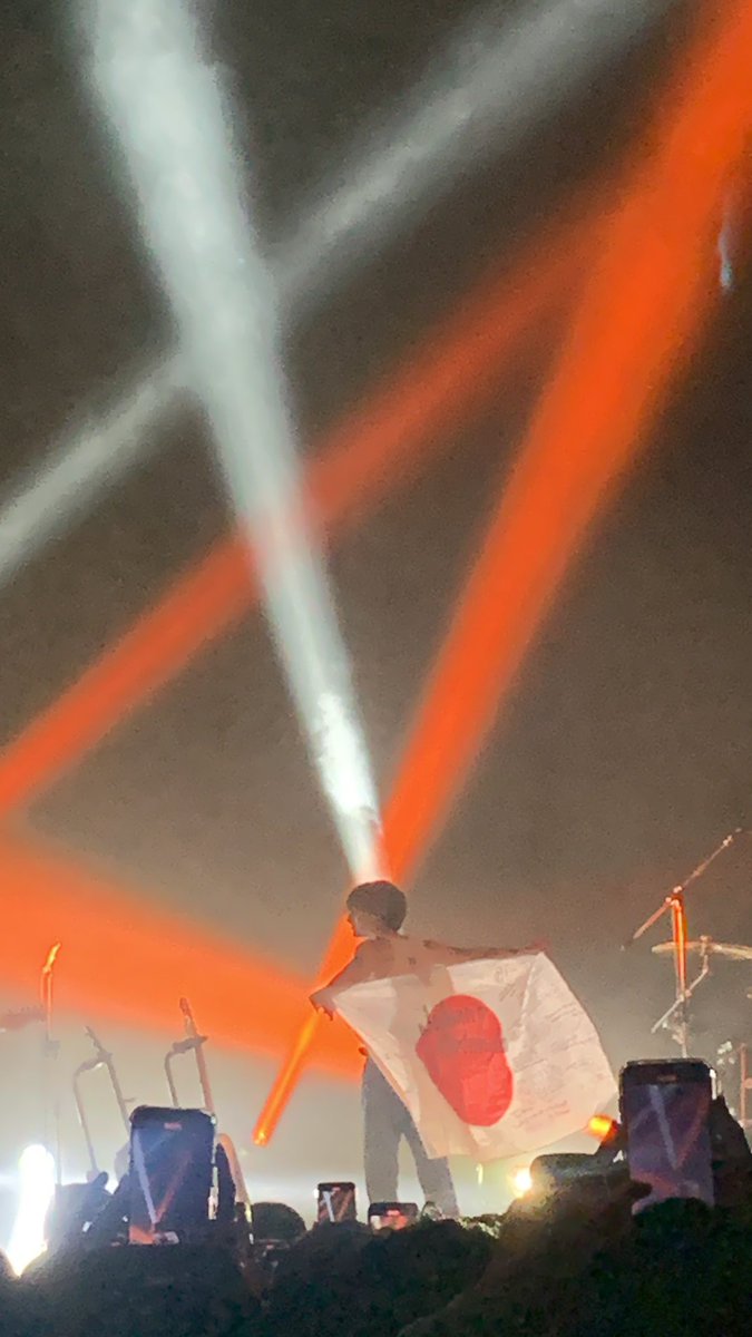 同じ空間にジョニーがいるなんて夢みたいで幸せだった🥹

幸せに浸りたくて、写真見返したけど…

写真の撮る技術とiPhoneの画質が悪すぎて見返したら解像度低すぎて泣ける

#ジョニーオーランド
 #JohnnyOrlando