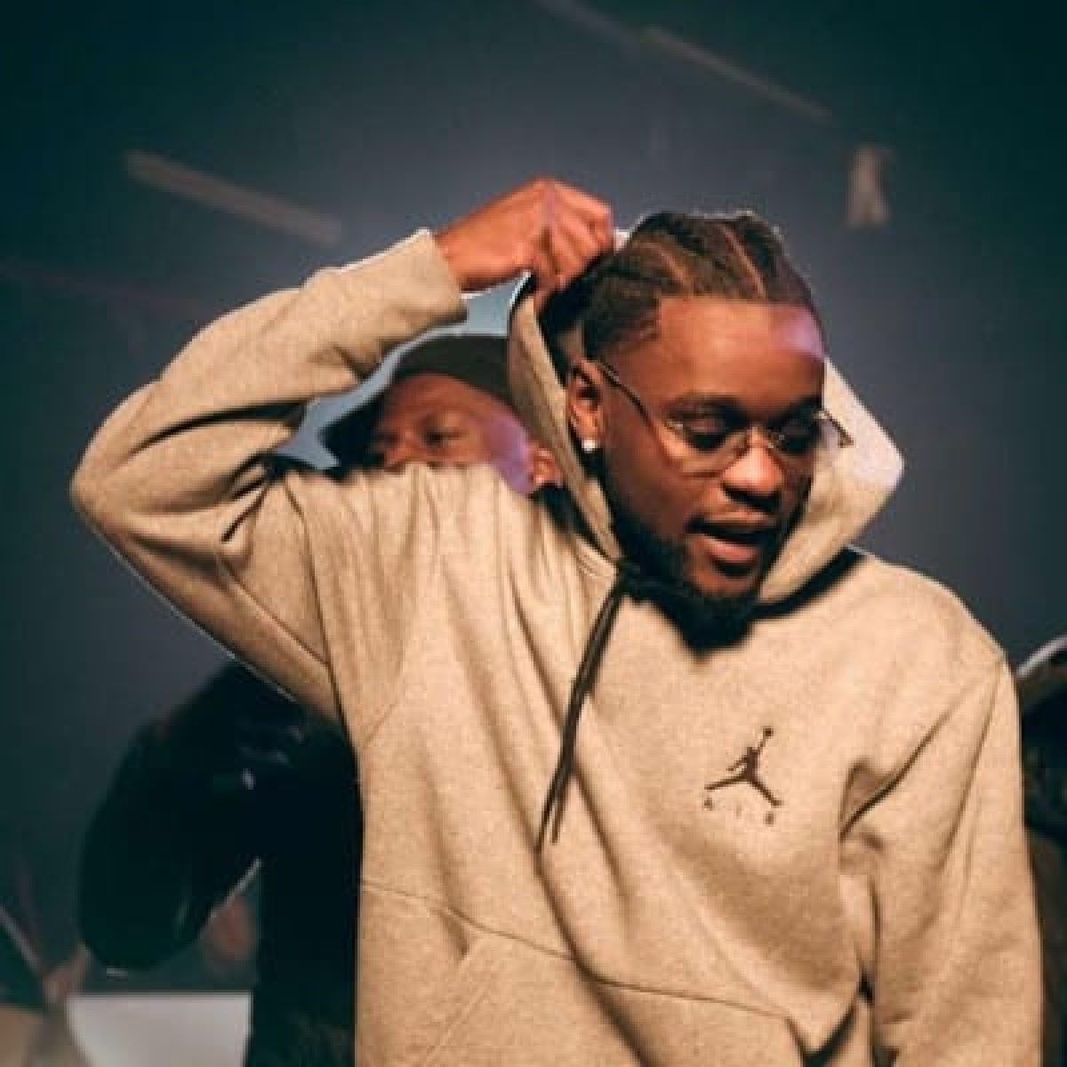 Kulturlesite_'s tweet photo. Les sorties du vendredi :

PROJETS

▫️Guy2Bezbar
▫️Achim
▫️Kery James
▫️Ronisia
▫️Malo
▫️Drake
▫️Russ Millions
▫️Lil Wayne & 2 Chainz

SONS

▫️Booba
▫️Dosseh
▫️Kaaris
▫️Kalash
▫️Kanoé
▫️Vacra
▫️Timal
▫️So la Lune
▫️Igo
▫️Le Risque
▫️Nono la Grinta
▫️Kaza
▫️Doc Ovg Ft Osirus Jack
▫️Dadju X TayC
▫️Voleur2voleur
▫️Noodels

Vous allez streamer qui ? 👀