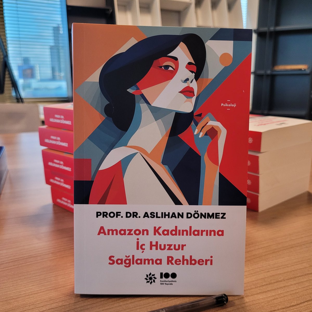 Aslıhan DÖNMEZ (@draslihandonmez) on Twitter photo Üçüncü kitabım olan Amazon Kadınlarına İç Huzuru Sağlama Rehberi artık okurla buluşmaya hazır. Internet üzerinden ve kitapevlerinde bulabilirsiniz. Ümit ederim ki ışığı bol olur🙏
<a href="/dogannovus/">Doğan Novus</a> dogankitap.com.tr/kitap/amazon-k…
#AmazonKadınlarınaİçHuzuruSağlamaRehberi Üçüncü kitabım olan Amazon Kadınlarına İç Huzuru Sağlama Rehberi artık okurla buluşmaya hazır. Internet üzerinden ve kitapevlerinde bulabilirsiniz. Ümit ederim ki ışığı bol olur🙏
<a href="/dogannovus/">Doğan Novus</a> dogankitap.com.tr/kitap/amazon-k…
#AmazonKadınlarınaİçHuzuruSağlamaRehberi