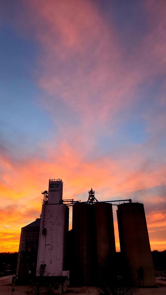 <a href="/NEWCooperative/">NEW Coop</a> made for a lovely foreground last night.