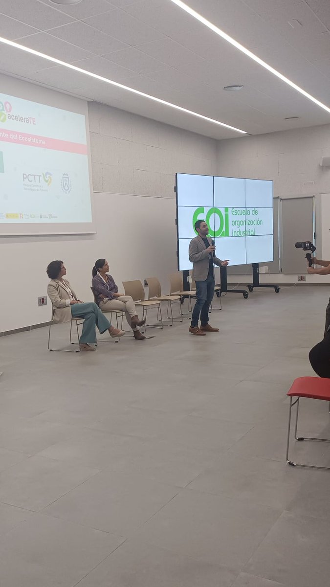 mentorday_org's tweet photo. Nos sentimos honrados por la participación de #ManuelPestano en el evento de aceleraTE. Su charla inspiradora ha dejado una impresión duradera. ¡Gracias por compartir tu conocimiento con nosotros!
#GEW2023 #aceleraTE https://t.co/3iqE4FYJvc