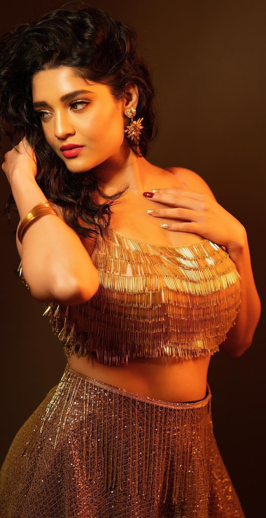 F_DwWy5a8AAm8G0?format=jpg&name=large